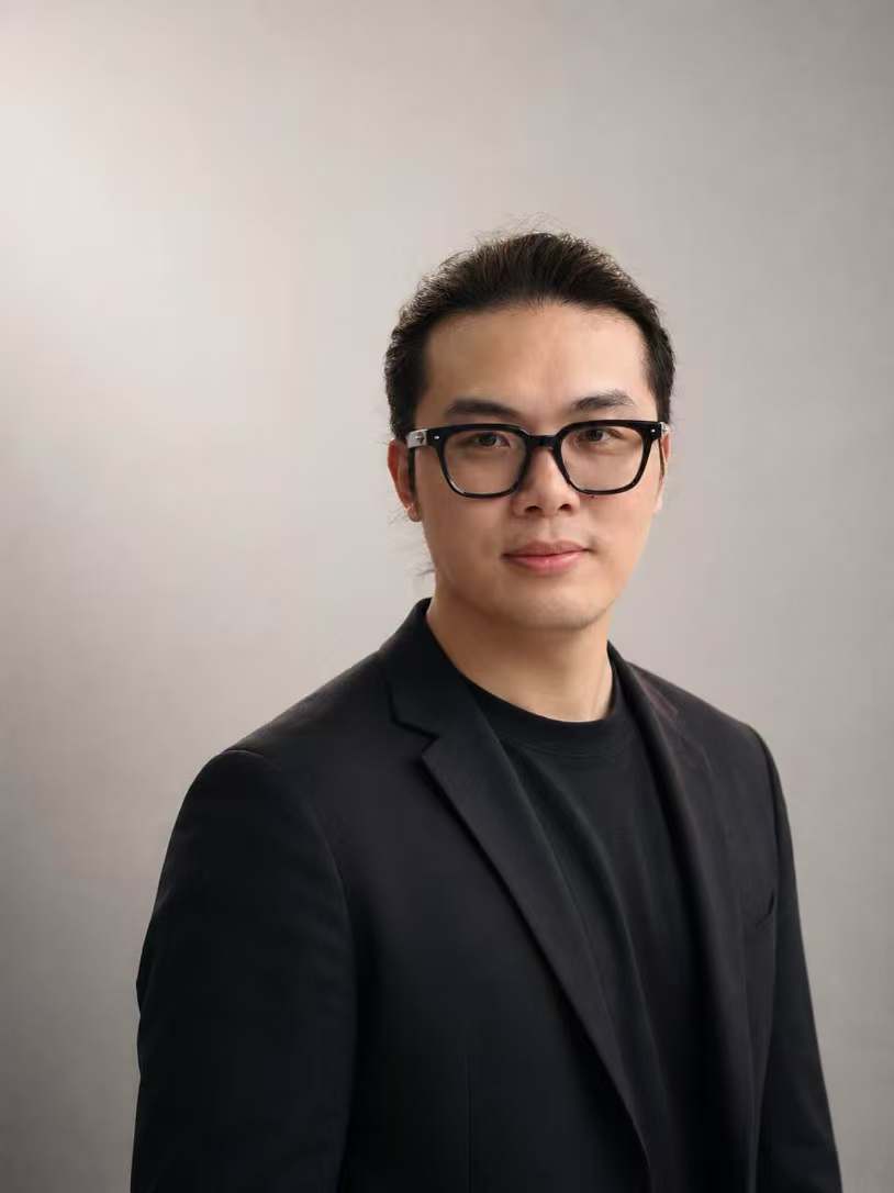 邱星鹏的个人形象照